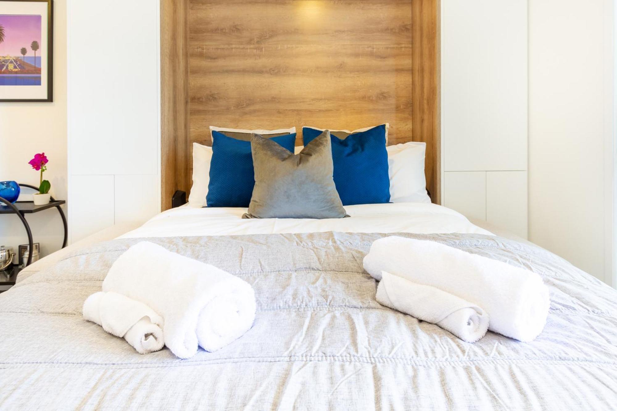 Central City Charm: Pet-Friendly Studio Christchurch Kültér fotó